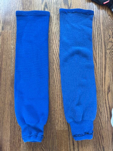 Blue Intermediate Medium Knit Socks (Used)