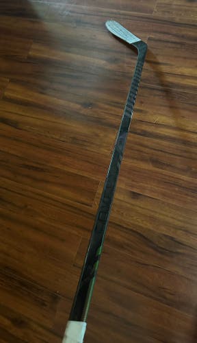 Senior Warrior Covert QR6 Pro Left Hand Hockey Stick 80 Flex (Used)