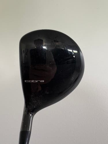 Men's 2018 Cobra F-Max Superlite Right Handed Fairway Wood Regular Flex 3 Wood (Used)
