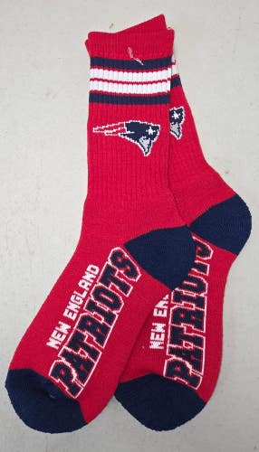 60618 Mens NFL NEW ENGLAND PATRIOTS 4 Stripe Crew Socks MEDIUM New RED