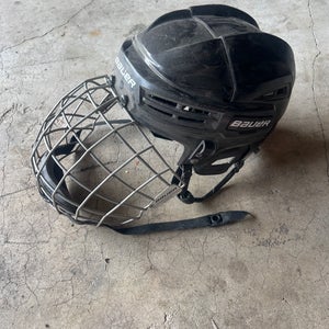 Large Bauer Helmet (Used)