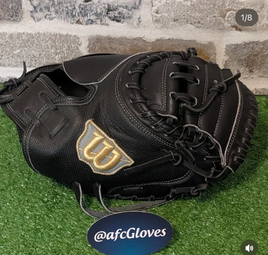 Wilson staff catchers mitt