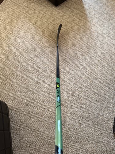 Senior Warrior Alpha LX3 Left Hand Hockey Stick W28 65 Flex (New)