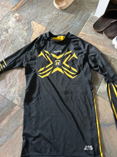 Elite Hockey Black Small Men's Compression Shirt (Used)