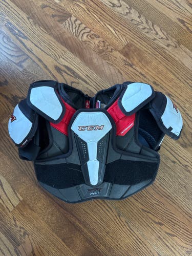Men's Large Junior CCM JetSpeed FT4 Pro Shoulder Pads (Used)