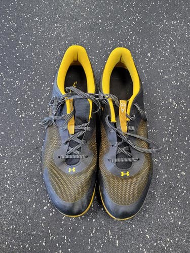 Used Under Armour Adult Fb Cleats Black And Gold Senior 11.5 11849-s000040989