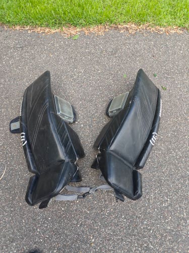 32" Warrior Ritual G6 E+ Goalie Leg Pads (Used)
