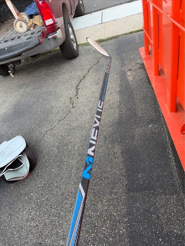 Senior Bauer Nexus Tracer Right Handed Hockey Stick 77 Flex (Used)
