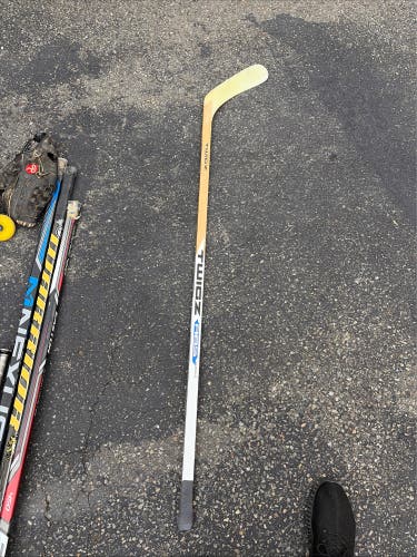 Senior Right Handed Hockey Stick 75 Flex (Used)