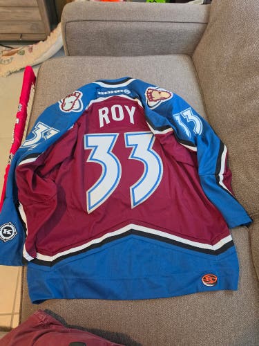 KOHO Patrick Roy Pro Style Colorado Avalanche Size Adult Medium