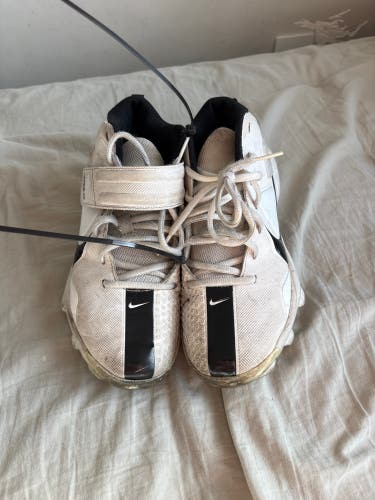 White Kid's 5Y (Big Kids / Youth) Youth Nike Force Zoom Trout 7 Pro Low Top Turf Cleats (Used)