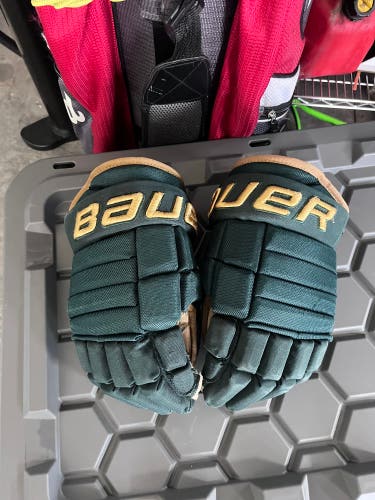 Bauer Gloves 13" (Used)