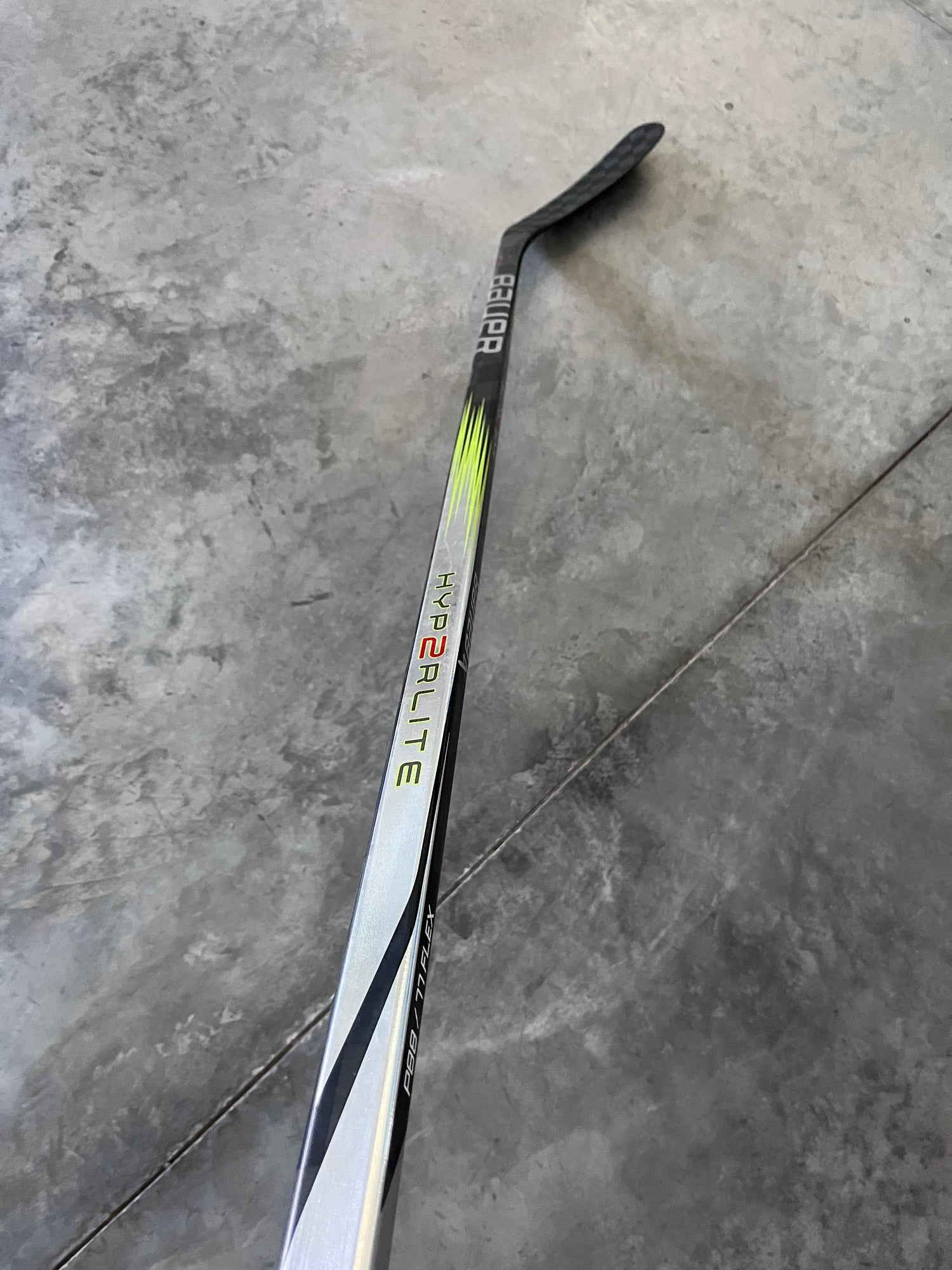 Bauer Vapor 1X Lite Senior 77 Flex Kane P88 Right | SidelineSwap