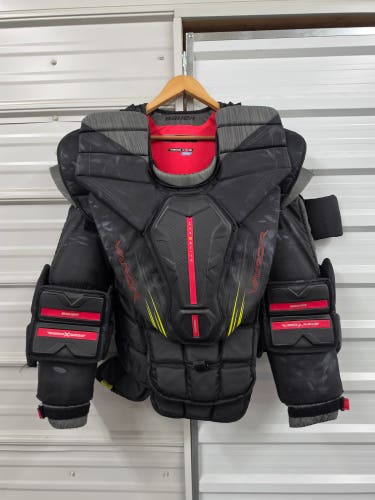 Senior X-Large Bauer Vapor Hyperlite 2 Goalie Chest Protector Pro Stock (Used)