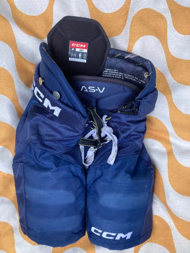Blue Junior Small CCM Tacks AS-V Hockey Pants (Used)