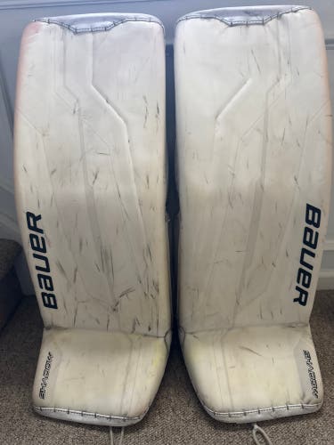 33" Bauer Supreme Shadow Goalie Leg Pads (Used)