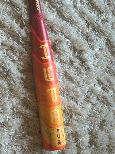 2025 Easton Hype Fire Composite USSSA Certified Bat (-10) 20 oz 30" (Used)