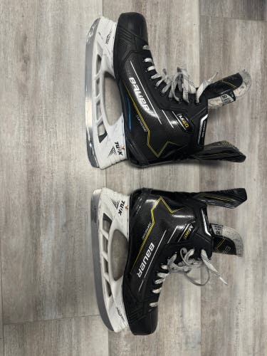 2024 Bauer Supreme M40 Hockey Skates 10 Fit 3 (Used)