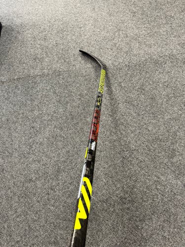 Sher-Wood Rekker Legend 1 Intermediate Right Handed Hockey Stick PP90MX 60 Flex (New)