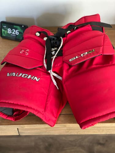 Intermediate Large Vaughn SLR4  Hockey Goalie Pants (Used)