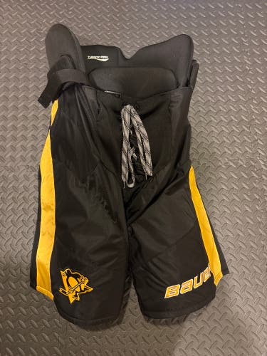 Men's Senior Large Bauer Hockey Pants (Used)
