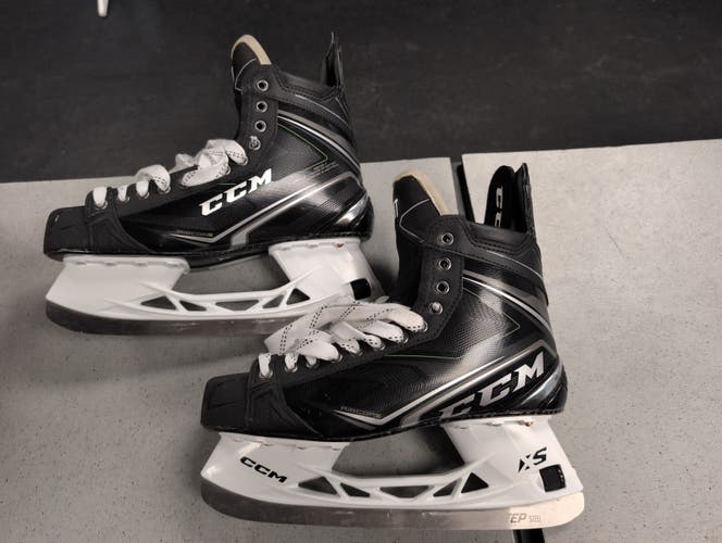 Black 2025 CCM Ribcor Hockey Skates Regular Width Pro Stock 13.5 (Used)