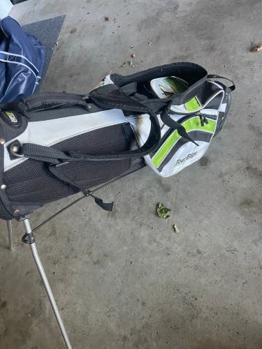 Junior Tour Edge HP20 Right Handed Clubs (Full Set) Junior 9 Pieces (Used)