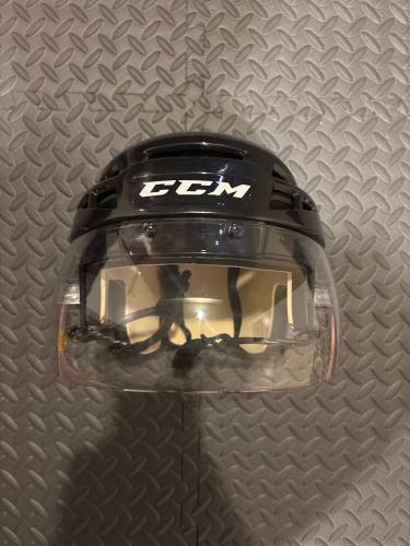 Medium CCM Vector V08 Helmet (Used)