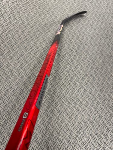 Junior Red CCM JetSpeed FT8 Pro Left Hand Hockey Stick P28+1/4 40 Flex (New)