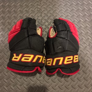Bauer Vapor Pro Team Gloves 14" (Used)