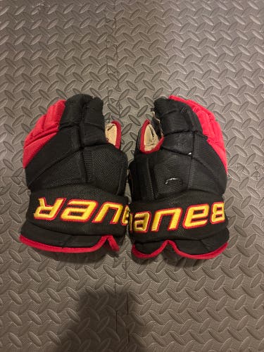 Bauer Vapor Pro Team Gloves 14" (Used)