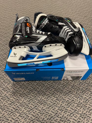 Bauer Supreme F50 Pro Hockey Skates 6.5 (New) Fit 2