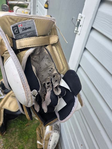 Reebok Premier II Regular Goalie Full Set (Used)