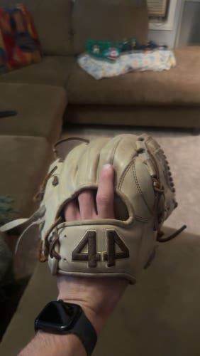 44 Pro Custom RH Pitcher's Baseball Glove 11.75" (Used)