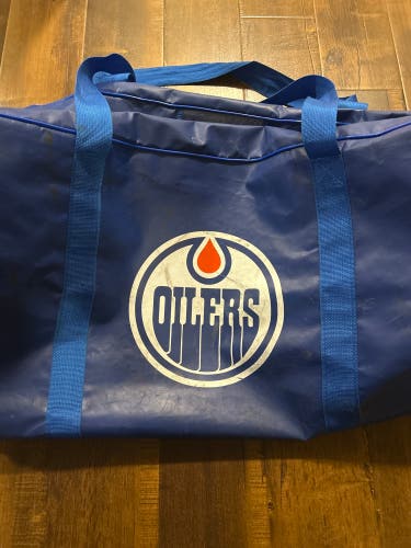 *Rare* Edmonton Oilers Pro Stock Warrior Hockey Bag (Used)