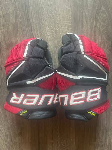 Bauer Vapor Hyperlite Gloves 13" (Used)