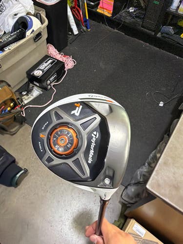 Used Taylormade R1 Mens Driver Rh 8.5 Degree 11605-s000221654