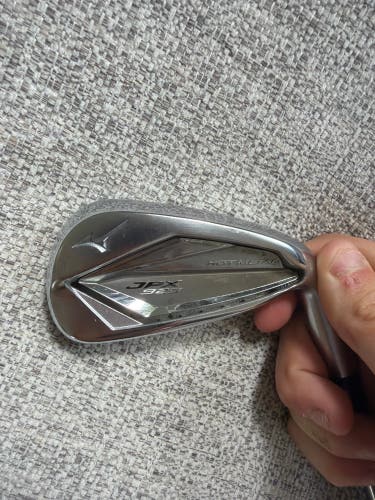 Men's 2023 Mizuno JPX 923 Hot Metal 4 iron - p wedge Right Handed Regular Flex Graphite Shaft Used