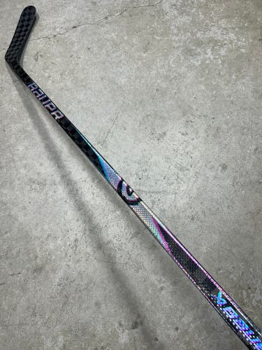 87 Flex P92M Senior Bauer Proto 2 Right Hand Hockey Stick Pro Stock (Used)