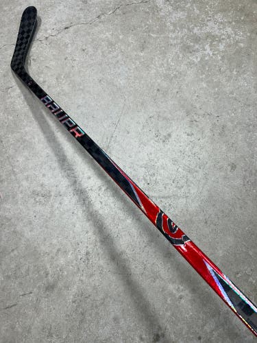 77 Flex P92 Senior Bauer Proto 2 Right Hand Hockey Stick Pro Stock (Used)