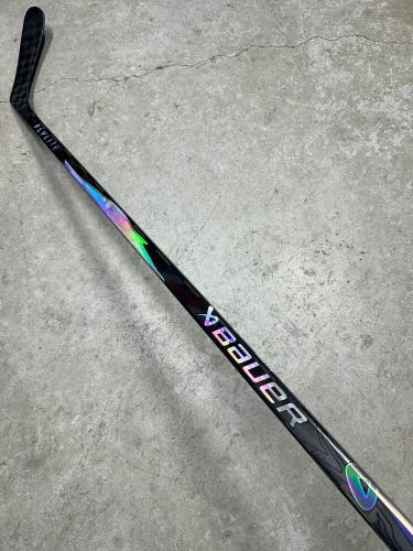 77 Flex P90TM Senior Bauer Flylite Right Hand Hockey Stick Pro Stock (Used)