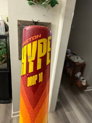 2024 Easton Hype Fire Composite USSSA Certified Bat (-10) 21 oz 31" (Used)