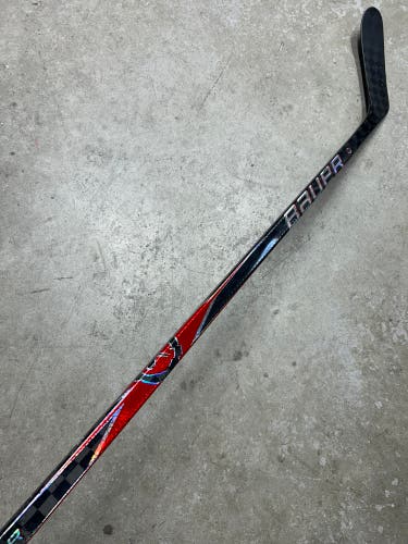 87 Flex P28M Senior Bauer Proto2 Left Hand Hockey Stick Pro Stock (Used)