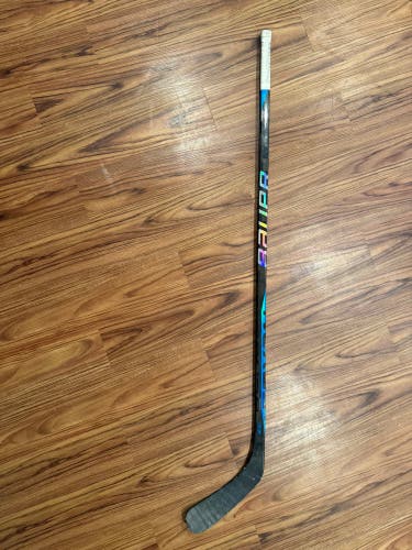 Senior Bauer Nexus Sync Right Handed Hockey Stick P92 70 Flex (Used)