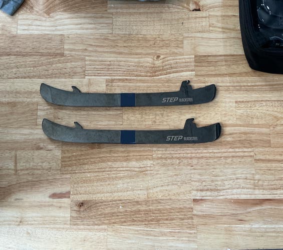 New Step Steel Blacksteel  Made for CCM Skates size 263