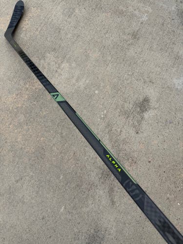 Warrior Alpha LX3 (Used) Pro Stock Hockey Sticks Grip W28 85 Flex Right 1278