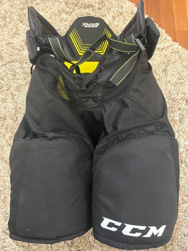 Men's Senior Medium CCM Tacks 5092 Hockey Pants (Used)