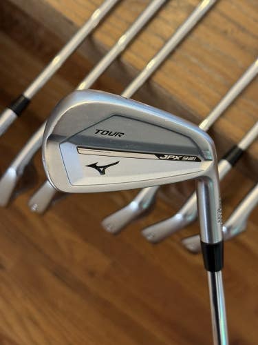 Mizuno JPX 921 Tour Iron Set (4-PW)  KBS $-Taper 120 S shafts (stiff)