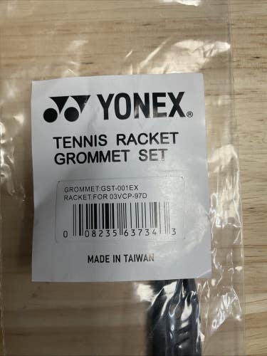 Yonex VCore Pro 97D Grommet