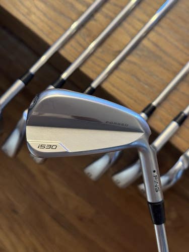 Ping i530 Iron Set (4-PW) Dynamic Gold MID R300 shafts (regular)